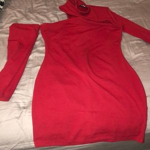 A MUST HAVE Fashion nova never worn dress